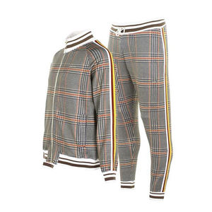 Survêtement pour homme fabriqué au Pakistan, 100% haute qualité, logo personnalisé, broderie 3D | Vente en gros à prix avantageux, meilleure qualité pour les vêtements de sport pour hommes - Product Image 6