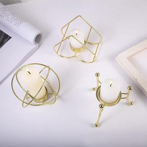 Portavelas en forma de corazón, candelabro de metal, soporte para velas de mesa, decoración romántica para el hogar, centro de mesa para bodas, regalo - Product Image 4