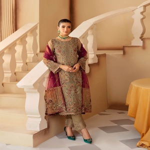 Robes de mariée brodées pour femmes, en organza, ensembles pakistanais de créateurs en 3 pièces, tenues de fête indiennes Ramsha Minhal-12, entièrement cousues - Product Image 4