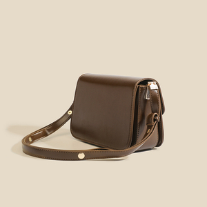 Sac bandoulière mini en cuir marron avec fermeture à fermoir, style classique, sac bandoulière mini pour femme, pour un usage quotidien - Product Image 6