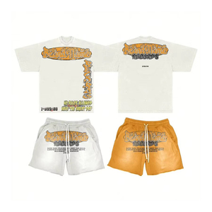 Conjunto de Verano para Hombre de 2 Piezas: Camiseta y Pantalones Cortos de Algodón 100% con Estampado Digital Personalizado, Efecto Desgastado y Lavado Ácido - Product Image 1
