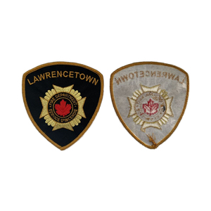 Parche Bordado en 3D con Marca Personalizada |   Etiqueta de Marca con Costuras Técnicas Elegantes para Ropa Deportiva |   Suministro Directo de Fábrica - Product Image 6