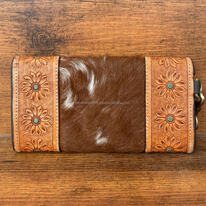 กระเป๋าสตางค์ผู้หญิงหนังวัวแบบพับได้หรูหราออกแบบโดยดีไซเนอร์ - Product Image 5