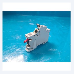 เครื่องตัดค้อน SPCL1C02ตัดวงจรชิ้นส่วนอุปกรณ์เซมิคอนดักเตอร์แบบดั้งเดิม - Product Image 5