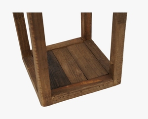 Lanterne à bougie vintage en bois, support carré rustique pour pilier, lanterne décorative de style ferme avec anneau en métal antique et poignée décorative - Product Image 3