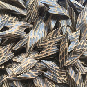 Venta al por mayor desde Vietnam: Astillas de madera de Oud Tigre de 5 kg para quemador de incienso, madera aromática, elegante y exótica. - Product Image 5