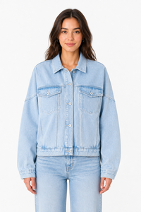 Veste en jean oversize pour femme, délavée clair, boutonnée, coupe décontractée, style classique, manches longues - Product Image 1