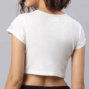 เสื้อครอปท็อปผู้หญิงพรีเมียม สไตล์ลำลองสำหรับฤดูร้อน ผ้าฝ้าย คอทรงโอ ระบายอากาศได้ดี แฟชั่นทันสมัย พร้อมบริการผลิตแบบ OEM ตามสั่ง - Product Image 4