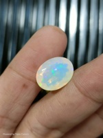 Opale naturelle éthiopienne, taille ovale, pierre précieuse pour la fabrication de bijoux avec de belles facettes chatoyantes 14,6x11,2x7,5mm