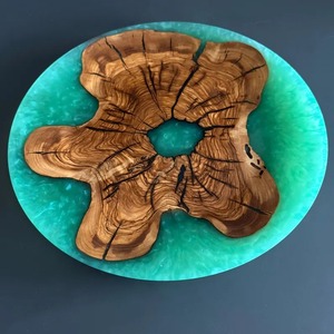 Cake Stand with Round Shaped <b>Resin</b> <b>Crafted</b> Polish Finished Cake Stand For Cake Decoration Uses - Product Image 2