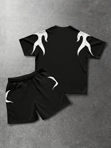 Men's Lightweight Casual Clothing Set with Comfortable Fit for Warm Season Outings - Product Image 3