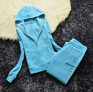 Women's Velvet Two Piece Tracksuit Set Soft Stretch Fabric Casual Sportswear Outfit for Daily Wear - Product Image 5
