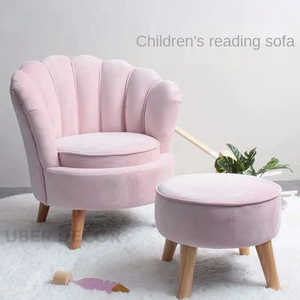 Bonito sofá pequeño de concha de princesa para niños, asiento de terciopelo suave para área de lectura en jardín de infantes o muebles de habitación de bebé - Product Image 5