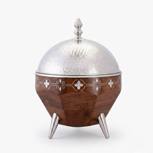 Olla de madera y acero inoxidable martillado Marvel Handicrafts con tapa de cúpula, tazón de lujo para servir alimentos calientes y aislados para el hogar - Product Image 1