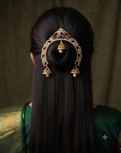 Traditional Ethnic <b>Hair</b> <b>Pin</b> Bridal Jhumki Bun Clip Peacock Motif <b>Hair</b> Accessory Pearl Tassel Wedding <b>Hair</b> Jewellery Manufacturer - Product Image 3