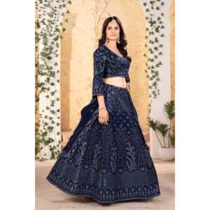 Dernier créateur Lehenga Choli avec de beaux vêtements indiens et pakistanais brodés - Product Image 2