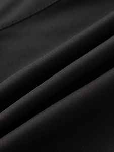 Meilleurs shorts décontractés pour hommes en gros pour l'été, la gym, la plage, motif uni, en toile extensible, avec logo personnalisé - Product Image 4