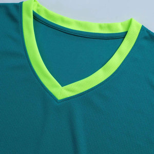 Tenues de basket-ball sur mesure les plus vendues à prix abordable – Vêtements de sport pour équipes - Product Image 4