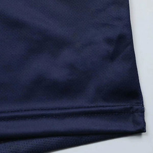 Maillot de foot personnalisé entièrement sublimé avec logo imprimé pour uniforme de foot masculin - Product Image 4