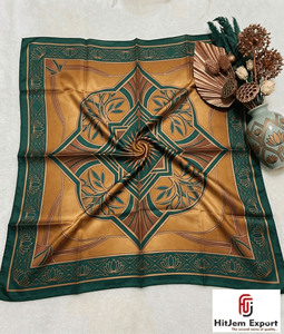 Tissu en satin pour foulards en gros, conception imprimée personnalisée, fabricant OEM ODM avec étiquette privée pour la promotion de la marque et le marketing - Product Image 5