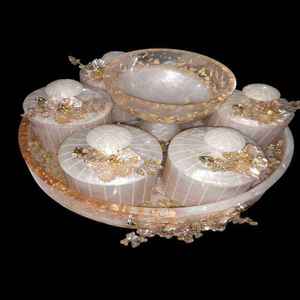 Ensemble de plateaux de service pliables de luxe en résine de qualité supérieure, faits à la main, résistants à l'humidité, avec motif floral, lavables au lave-vaisselle, différents modèles - Product Image 1