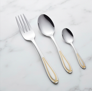 Ensemble de couverts élégants en argent avec poignées dorées, finition miroir haute brillance, résistant à la rouille, pour les occasions de mariage - Product Image 1