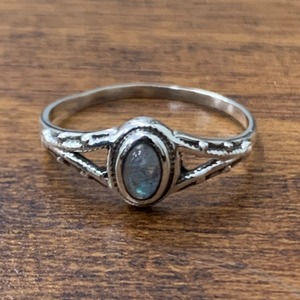 1.5 Grams <b>Labradorite</b> Fine <b>Ring</b> - Product Image 1