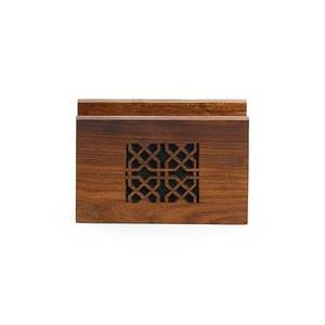 Élégant porte-mouchoirs en bois, parfait pour organiser les serviettes, dimensions 5,5 x 2,5 x 3,5 pouces, en bois naturel fait main pour table. - Product Image 6