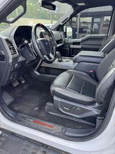 Ford F150 Raptor Usado del 2019 - Product Image 4