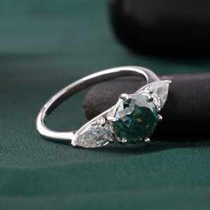 14K <b>Gold</b> Fancy Green Lab Grown Diamond <b>Ring</b> 2.00 CT Prong Setting Marquise Cut VVS2 Clarity Statement <b>Cocktail</b> Jewelry - Product Image 2