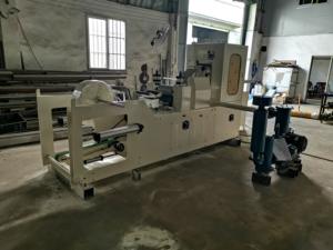 Máquina Plegadora de Servilletas de Papel Tipo <span class=keywords><strong>Canguro</strong></span> con Certificación CE, Plegado 1/8 - Product Image 2