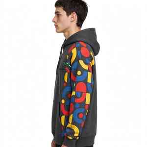Sudadera con capucha geométrica Bauhaus con cremallera y diseño AI Blind Feature, color carbón multicolor, de felpa francesa suave y gruesa, corte oversize, cálida, con estampado gráfico para hombre. - Product Image 3