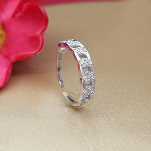 Bague d'orteil ajustable en argent 925, élégante et brillante, faite à la main par un designer, avec accents de diamants, pour femmes et filles - Product Image 4