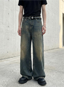 Jeans unisexe en denim bleu délavé, coupe large, style streetwear décontracté - Product Image 2