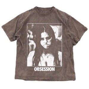 เสื้อยืดผ้าฝ้ายขนาดใหญ่พิเศษพร้อมลายกราฟิกและข้อความ Obsession คอกลมทรงหลวมสไตล์สตรีทแวร์สำหรับทุกเพศ - Product Image 5