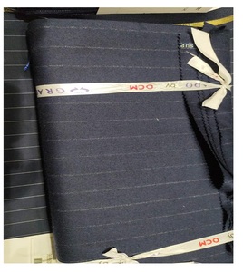 Tela de Poliéster y Algodón con Rayas Finas, Material Textil para Trajes, Camisas, Confección de Prendas, Ropa, Uso en Rollos - Product Image 4