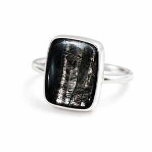 Anillo de Boda Cuadrado con Hiperstena Negra Natural, Engaste de Bisel en Plata de Ley 925, Cabujón Oscuro Brillante Hecho a Mano - Product Image 1