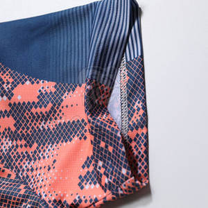 Uniforme de Voleibol Resistente con Tela Elástica Suave que Mantiene a los Jugadores Cómodos Durante Partidos Largos - Product Image 6