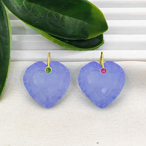 Colgante de Calcedonia Azul con Forma de Corazón de 20mm, Amuletos Tallados a Mano, Chapado en Oro, para Fabricación de Joyería - Product Image 1