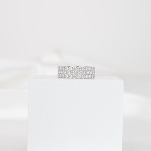 Anillo de Eternidad Minimalista de Oro de 14K con Tres Hileras de Diamantes de Laboratorio de Lujo de 0.04CT, 81 Piezas con Micropavé, Certificado IGI - Product Image 2