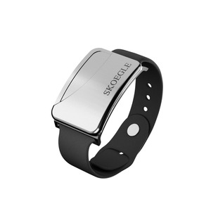 Pulsera Inteligente con Rastreador GPS SKOEGLE para Niños y Adultos Mayores, Botón SOS, Batería Recargable, Rastreo en Tiempo Real, Navegación GPS - Product Image 4
