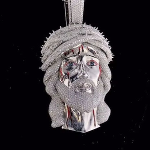Pendentif Jésus-Christ en moissanite serti de pierres, collier statement religieux hip-hop, bijoux chrétiens de luxe pour hommes et femmes - Product Image 1