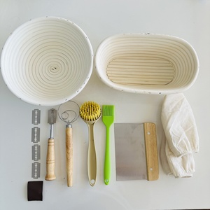 Giá Rẻ Chất Lượng Cao Đầy Đủ Baking Set Giỏ Banneton 9 "10" Vòng Tự Nhiên Mây Bột Bánh Mì Basker Lame/ <span class=keywords><strong>Scraper</strong></span>/Bộ Cho Bakers - Product Image 1