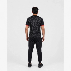 Maillot de football personnalisé pour homme, sublimation, col en V, manches courtes, séchage rapide, respirant, antibactérien, UPF 50+, écologique - Product Image 2