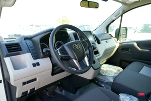 NUEVA TOYOTA HIACE PANEL 2026, 0KM, 2 PLAZAS, 6 CILINDROS, 299HP, TRANSMISIÓN AUTOMÁTICA - Product Image 5