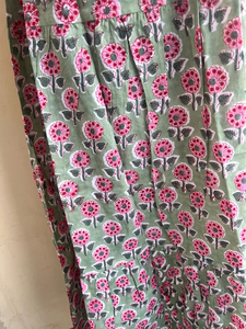 Vestido Maxi de Algodón 100% con Estampado Floral y Bordado a Mano para Otoño, Vestido Largo de Algodón Indio para Mujer a Precio de Fábrica - Product Image 3