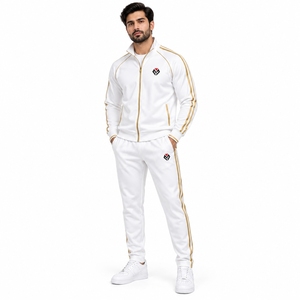 Ensemble de survêtement pour hommes, parfait pour la salle de sport et la remise en forme, veste et pantalon de sport confortables, respirant, léger et flexible - Product Image 4