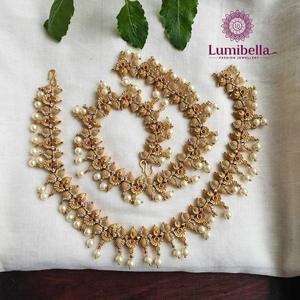 Fine Gold Plated Zircon <b>Bridal</b> <b>Jewelry</b> <b>Set</b>-Matte Gold Payal Earring <b>Set</b> - Product Image 2