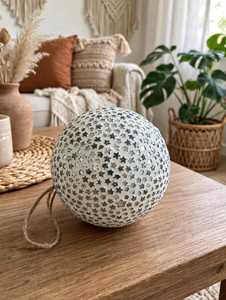 Pot à bougie en verre blanc rond résistant à la chaleur, lanterne décorative à découpe étoilée, porte-bougie pour Noël, la maison, les dîners et les fêtes, 430 ml - Product Image 1