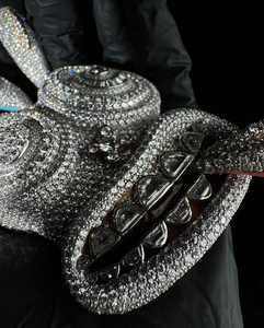 จี้และชาร์มเพชรโมอิสซาไนต์ VVS ดีไซน์เฉพาะตัว ทำจากเงินแท้สองสีโรสโกลด์สั่งทำพิเศษ - Product Image 4